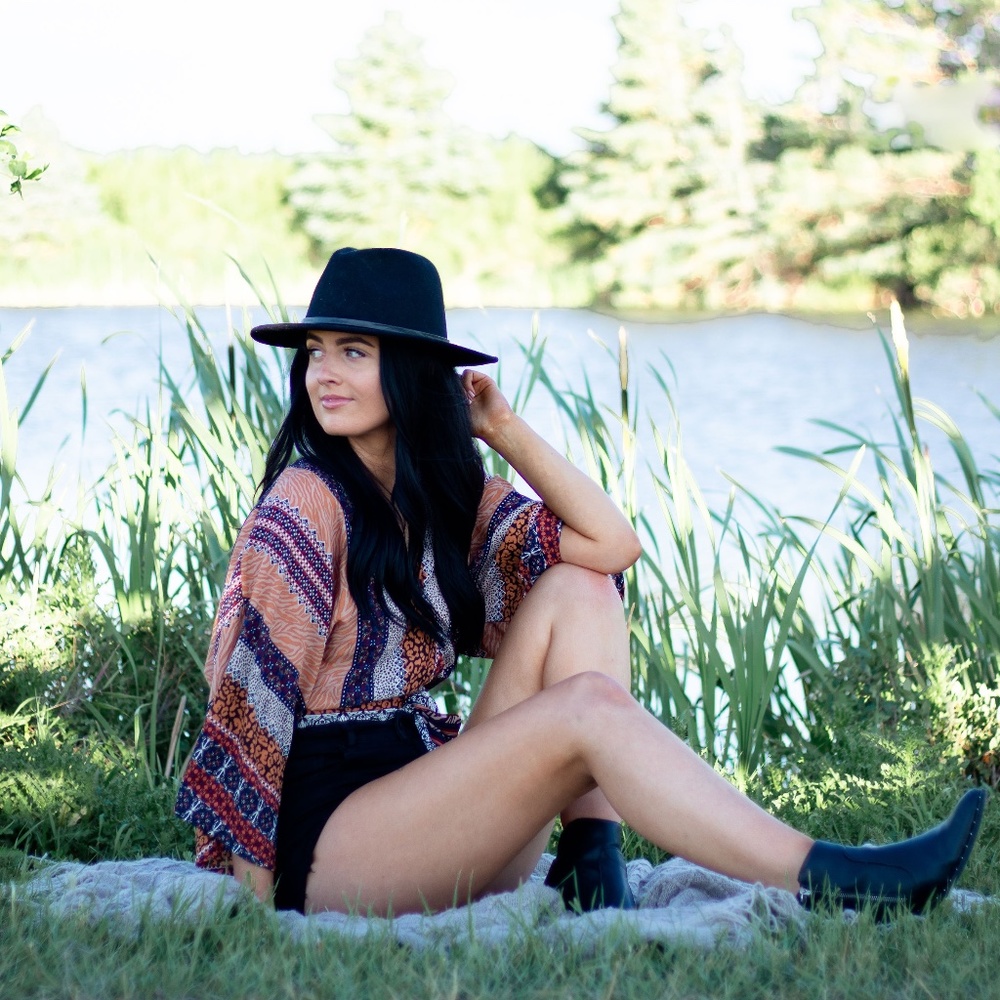 Meet your Posher, Emily